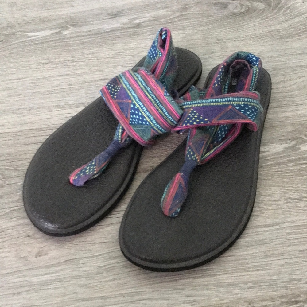 SANUK Women's Tribal Print Yoga Strap Sandals | 8